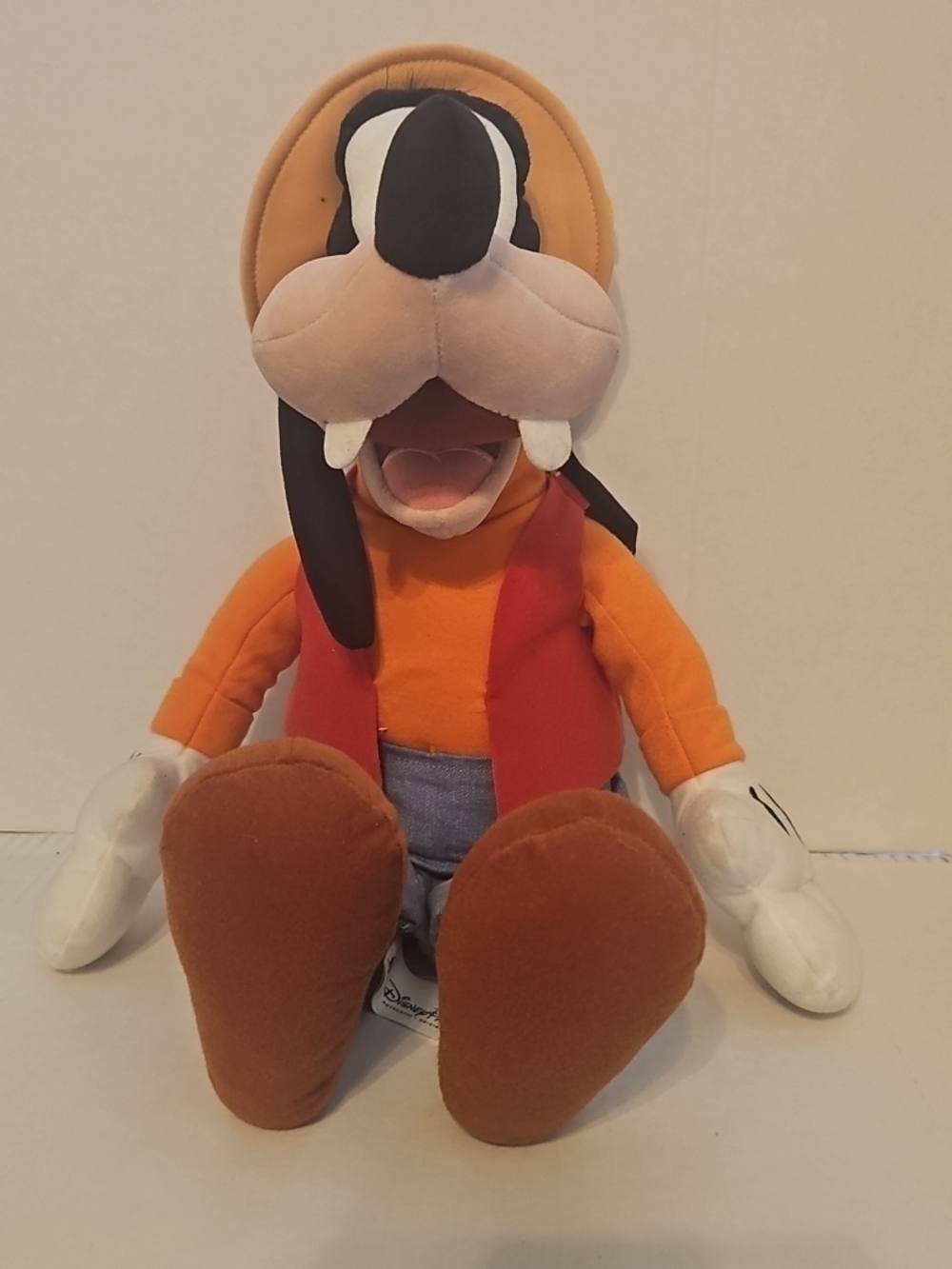 Disney Parks Goofy Gone Fishing 20” Plush Doll Stuffed Animal Toy NWT